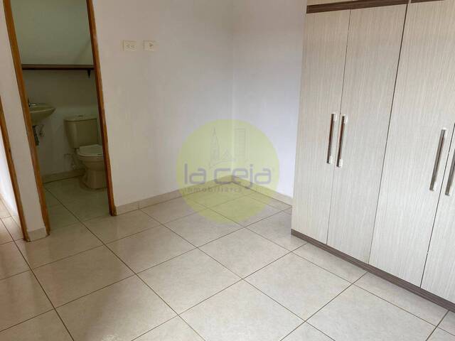 #061 - Apartamento para Venta en La Ceja - ANT